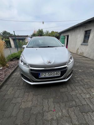 Peugeot 208 I 1.2 PureTech Active 2015