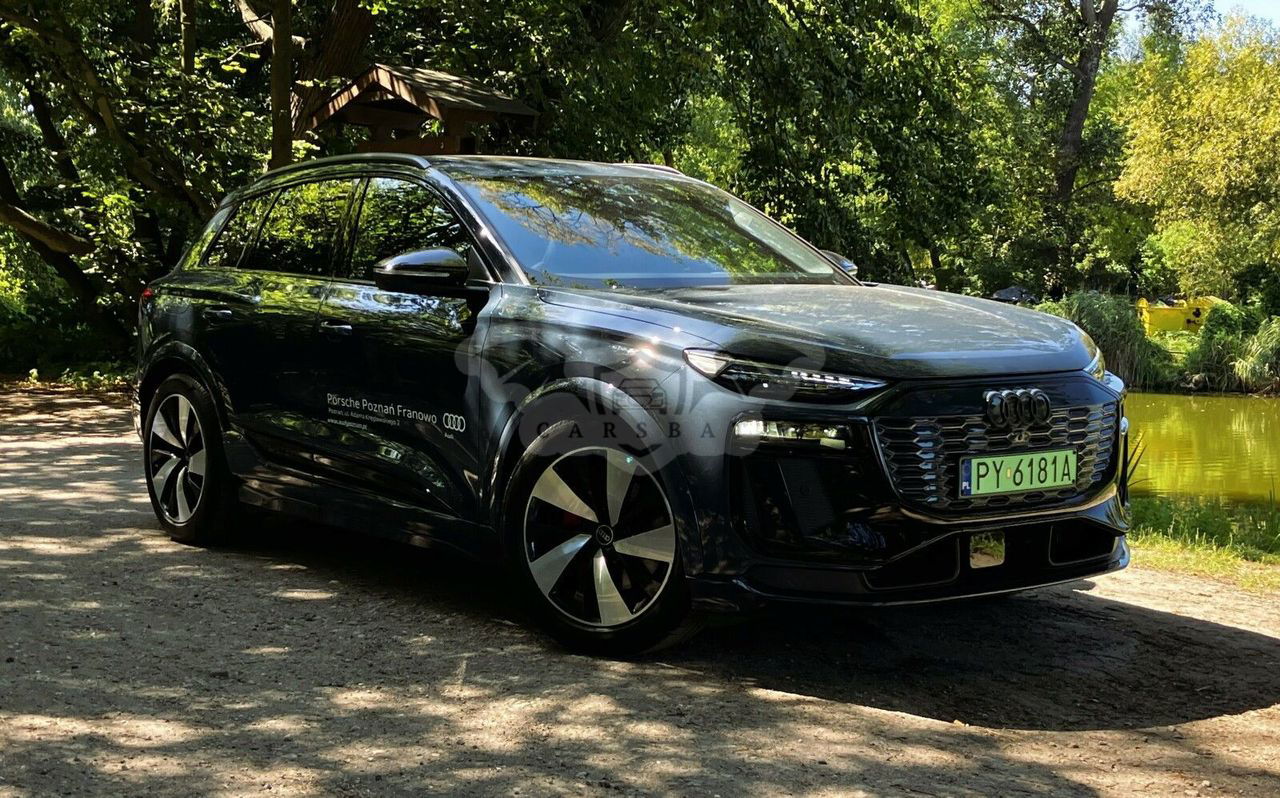 Audi Q6 e-tron 2024