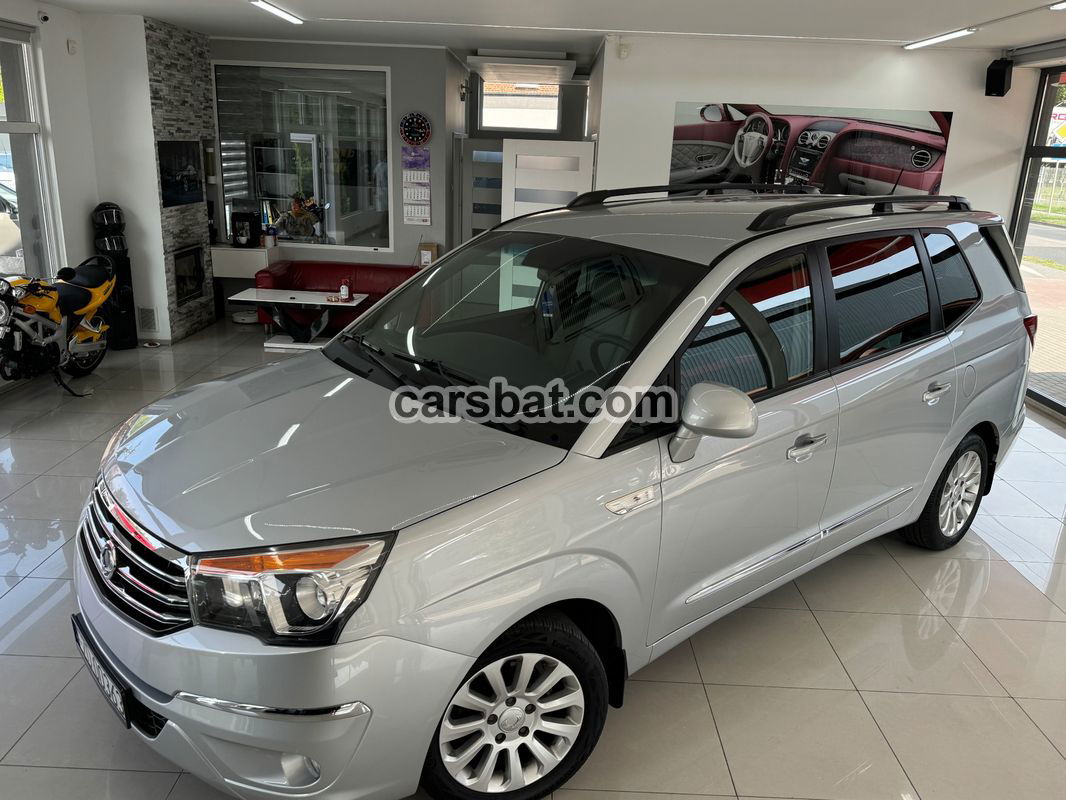 Ssangyong Rodius 2014