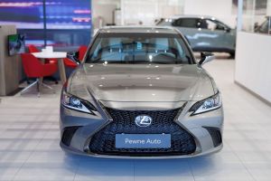 Lexus ES 2023