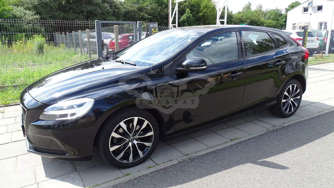 Volvo V40 II T2 Momentum 2019