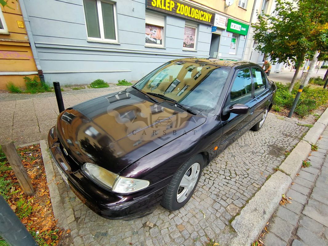Ford Mondeo Mk1 1.6 CL 1996