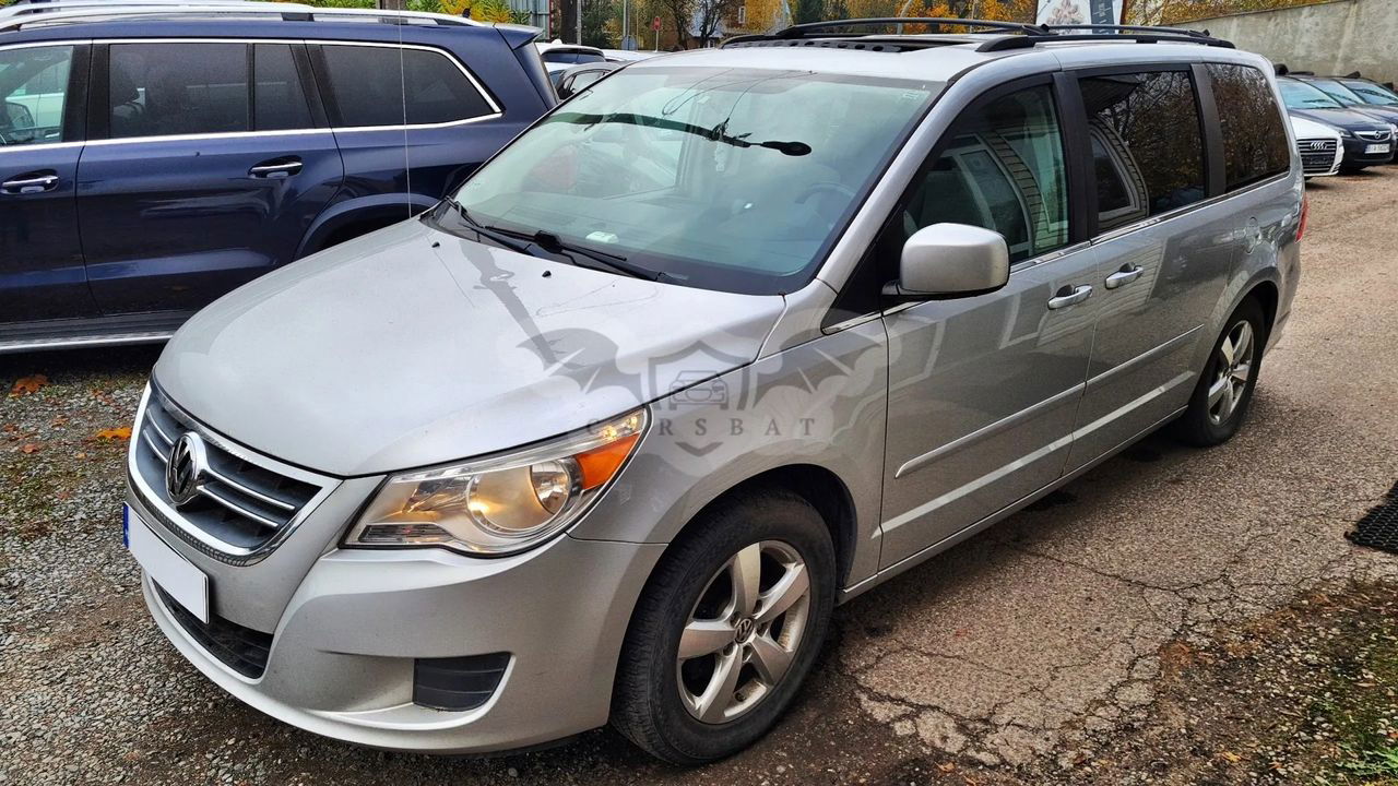 Volkswagen Routan 2008