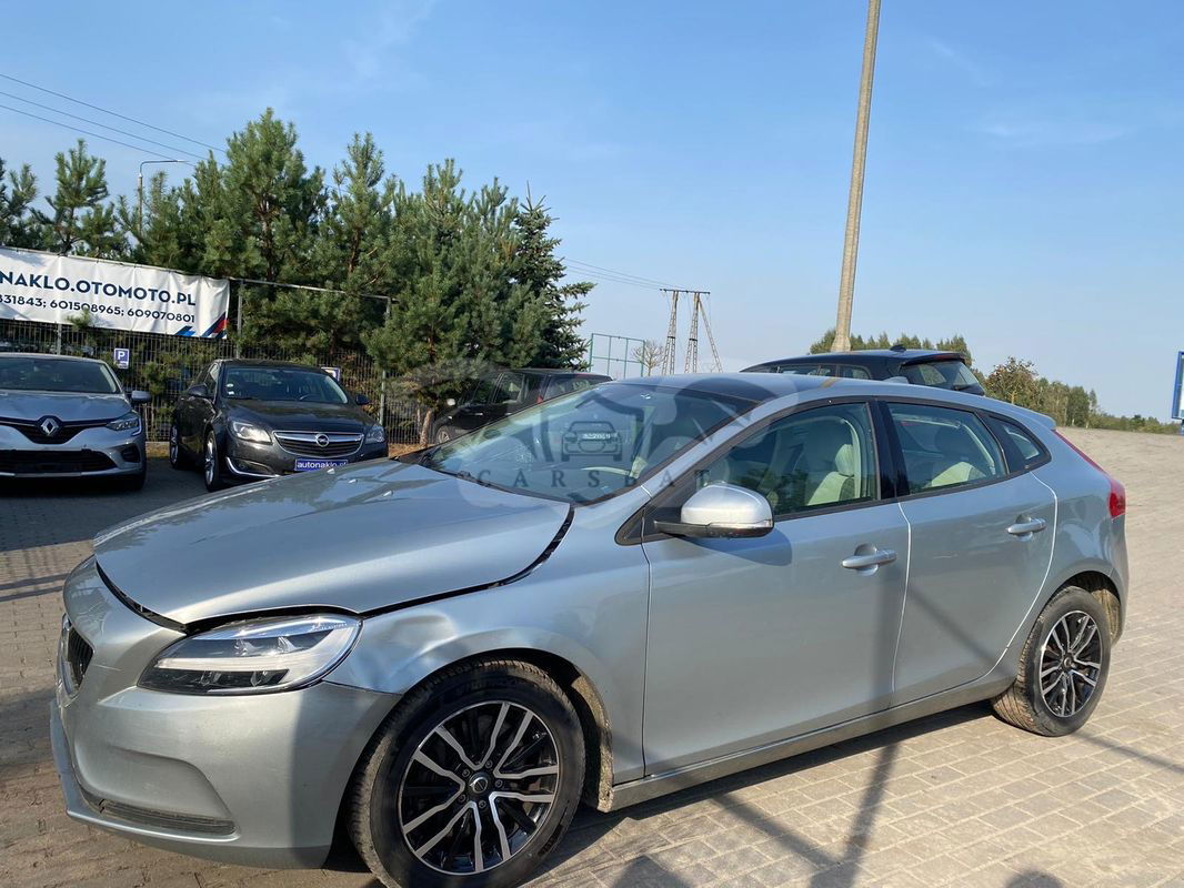 Volvo V40 II D3 2019