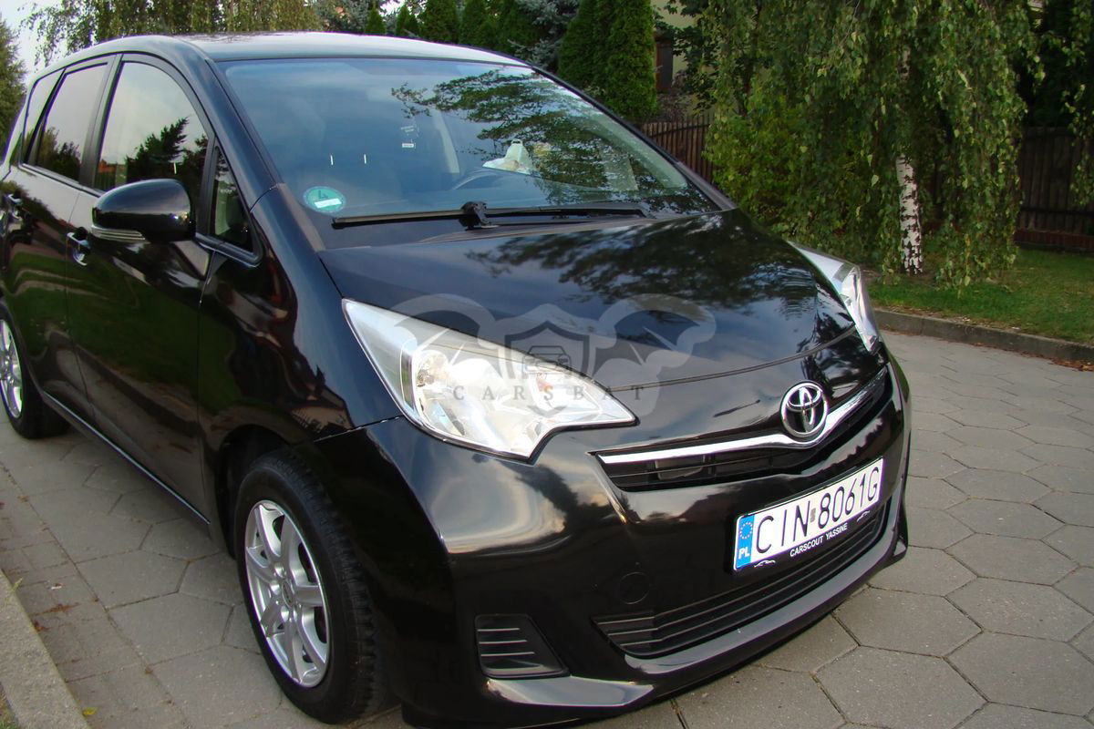Toyota Verso-S 1.33 Life 2013