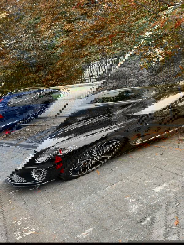 Bentley Continental 2021