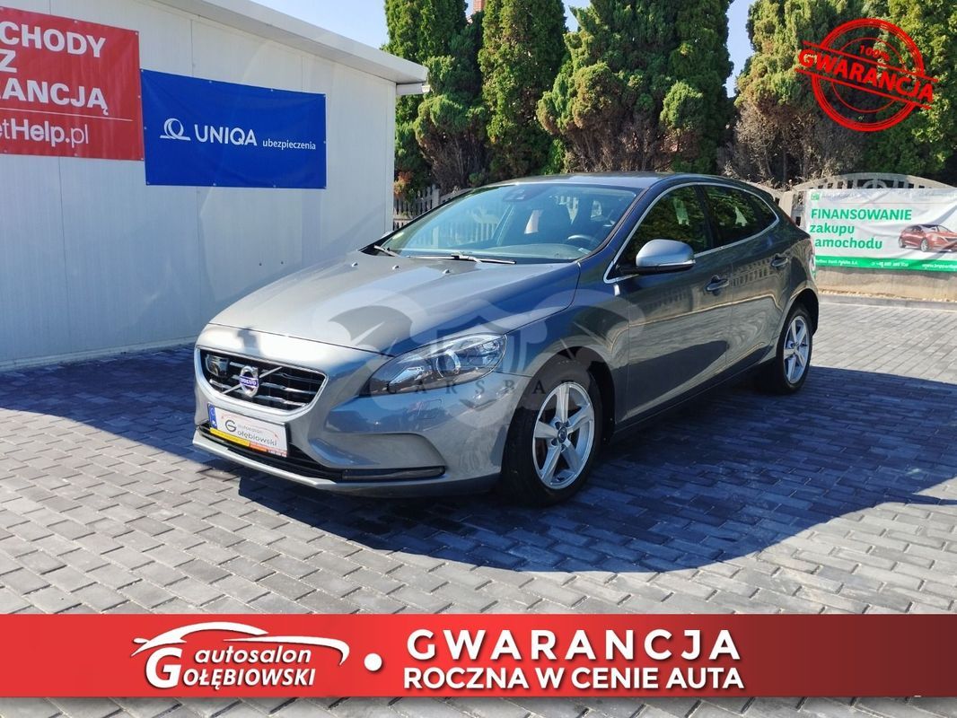 Volvo V40 II 2014