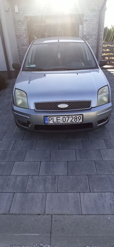 Ford Fusion 1.6 + 2005