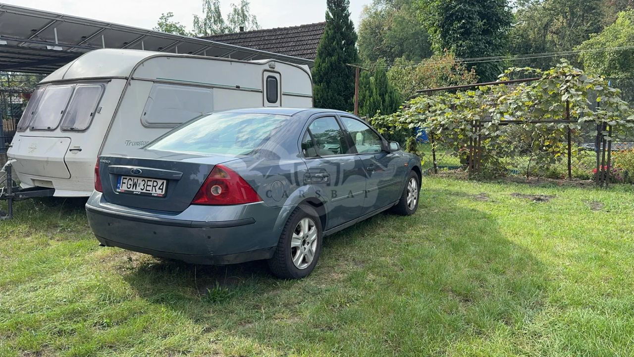Ford Mondeo Mk3 2.0 Ghia 2001
