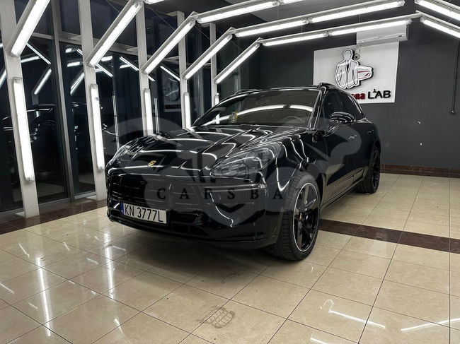 Porsche Macan Turbo 2020