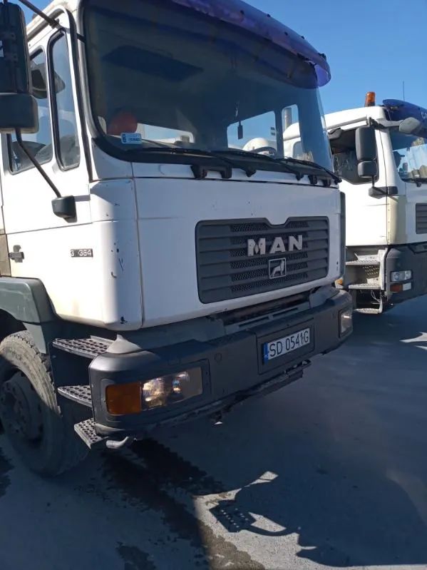 MAN F2000 2000