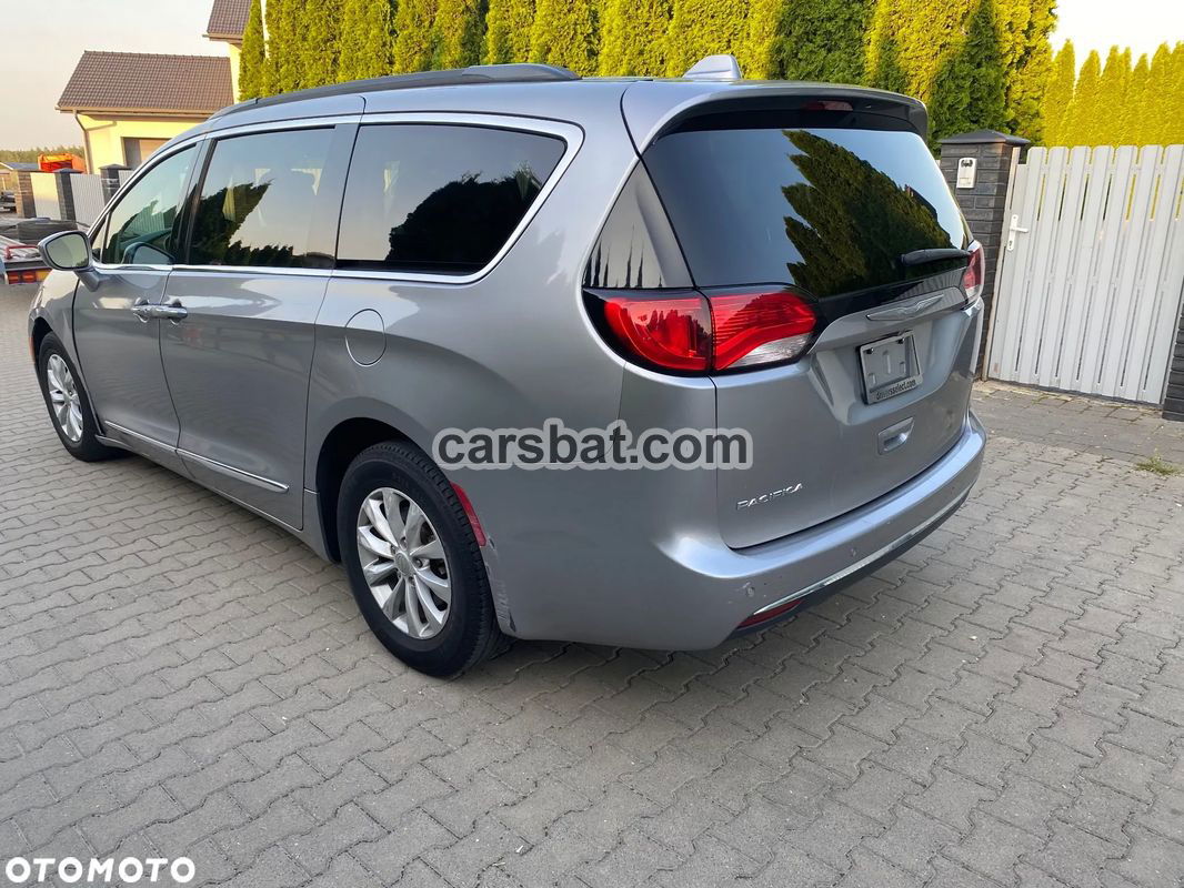 Chrysler Pacifica 2018