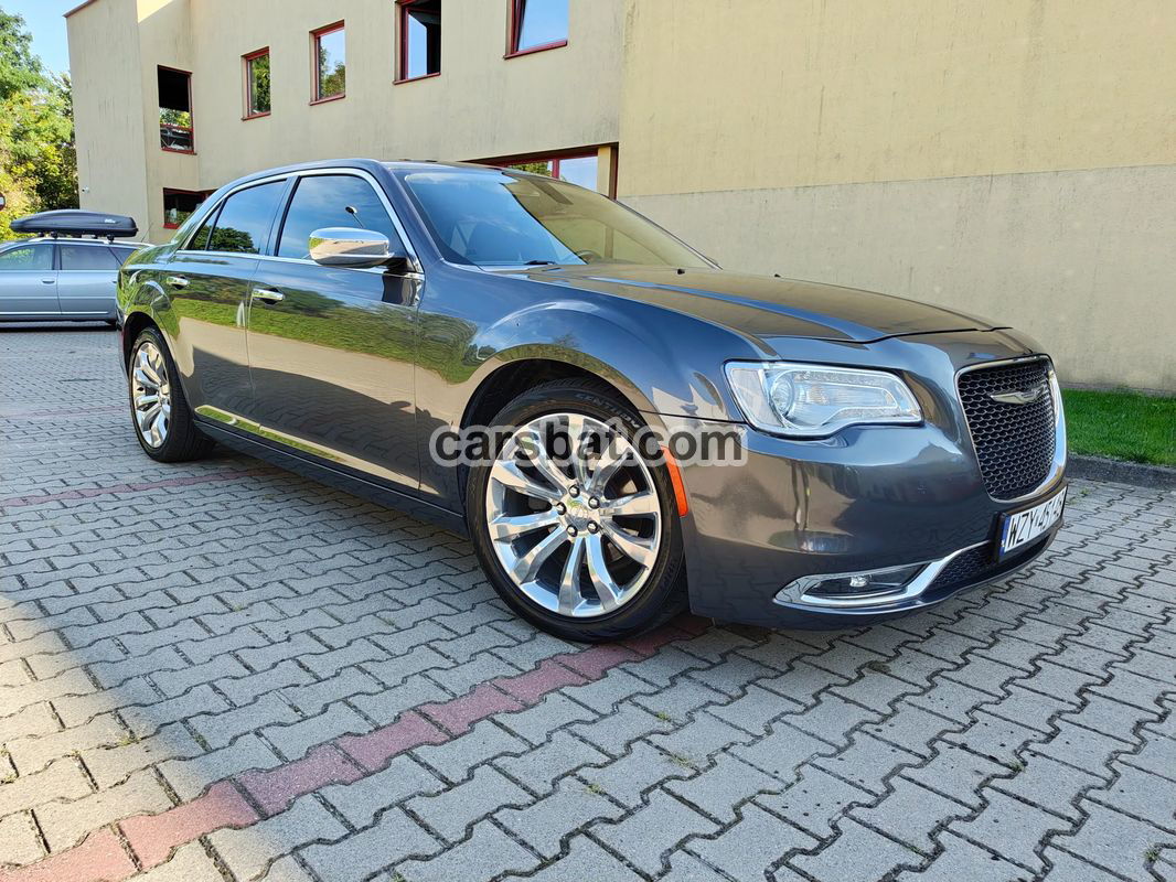 Chrysler 300 2017