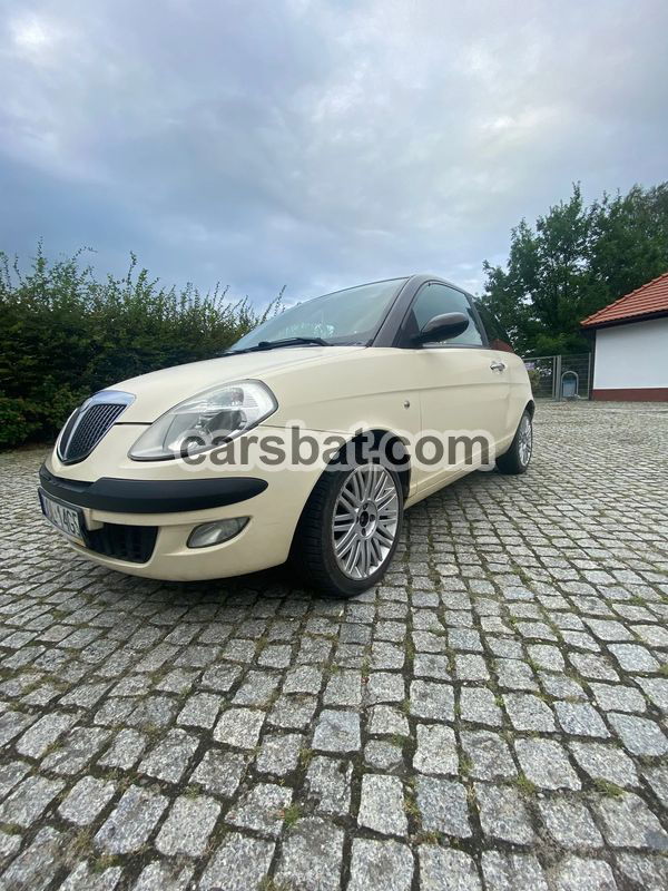 Lancia Ypsilon 1.4 16v Argento 2005