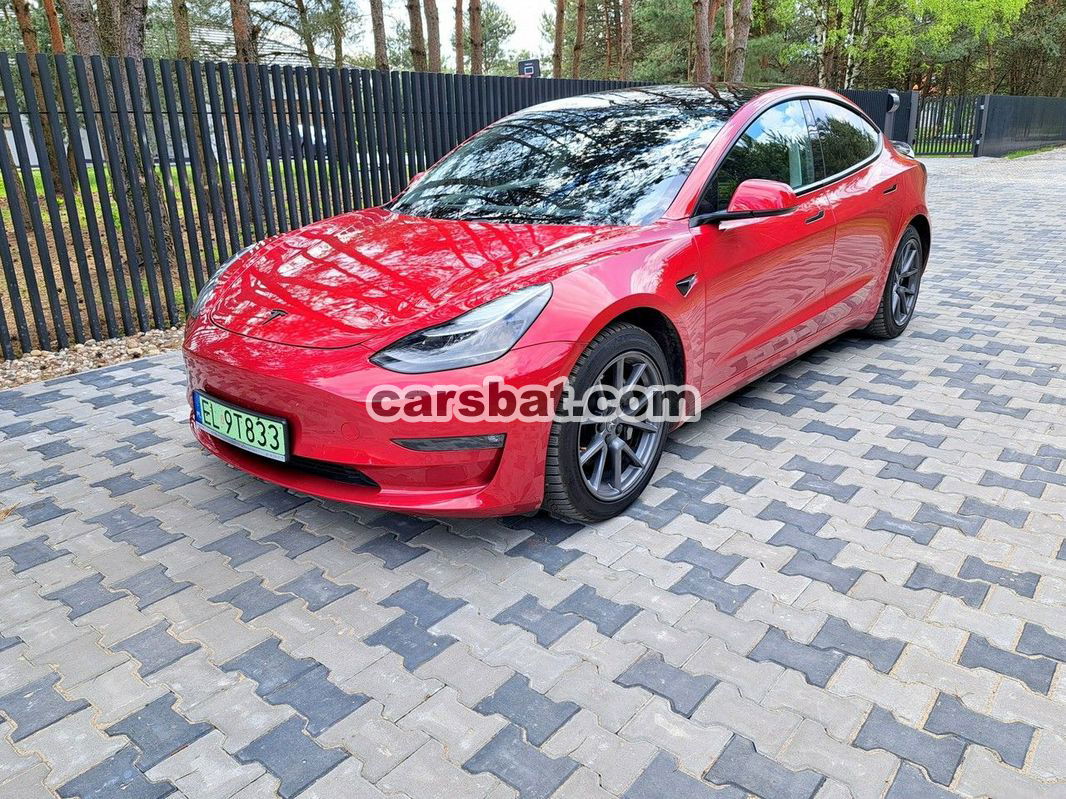 5YJ3E1EB1MF906552 Rot Tesla Model 3 2021 jahr CarsBat