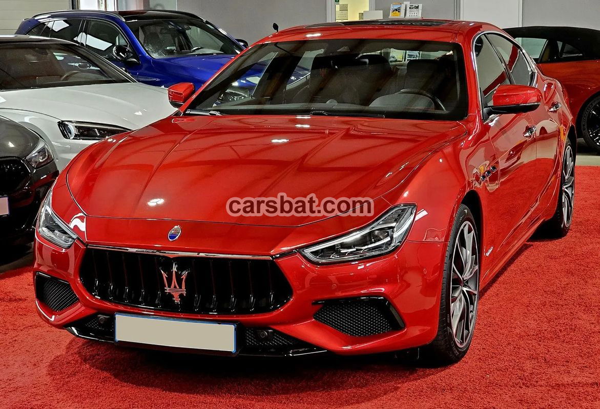 Maserati Ghibli GT Hybrid 2021