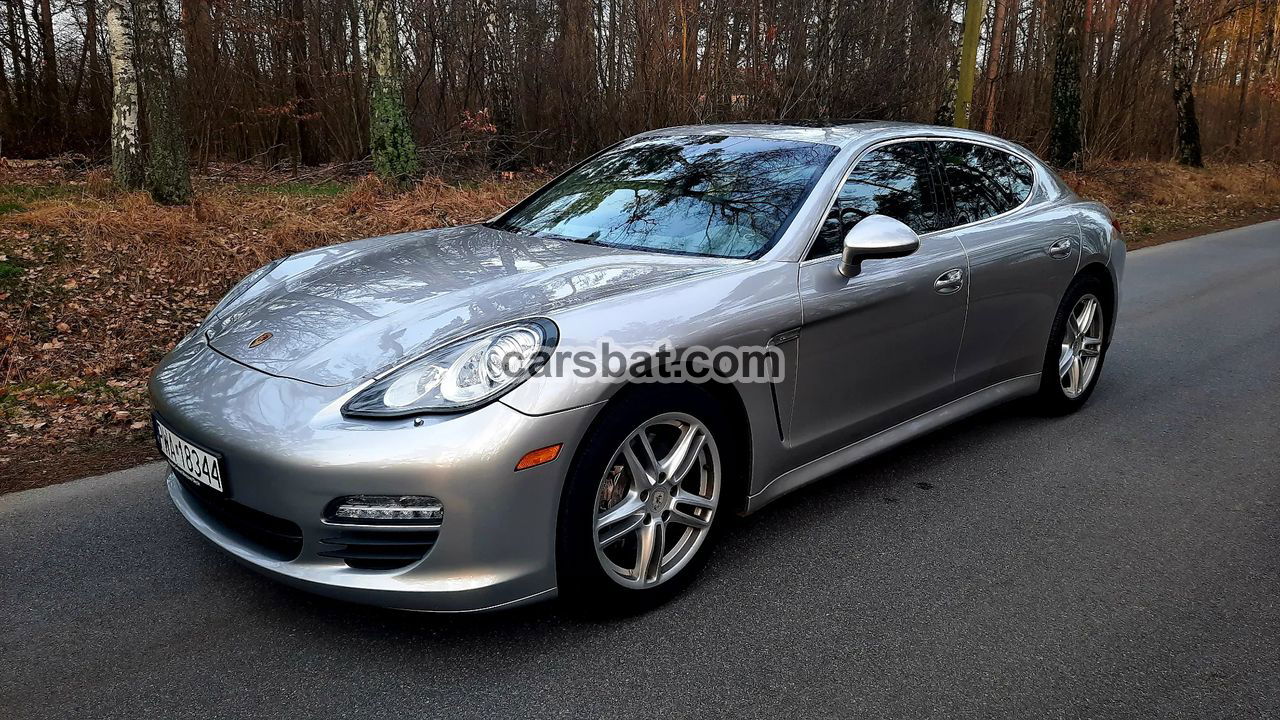 Porsche Panamera 4S 2010