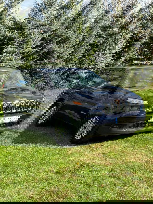 Jeep Cherokee V 2014