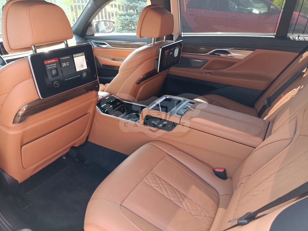 BMW 7 Series G11/12 730Ld xDrive 2018