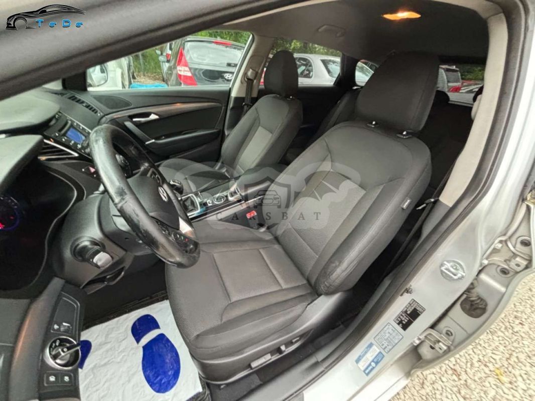 Hyundai i40 1.7 CRDi Comfort + 2012