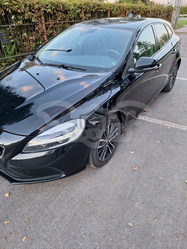 Volvo V40 II T2 2016