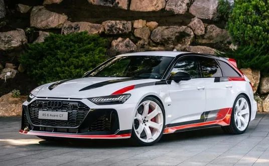 Audi RS6 2024