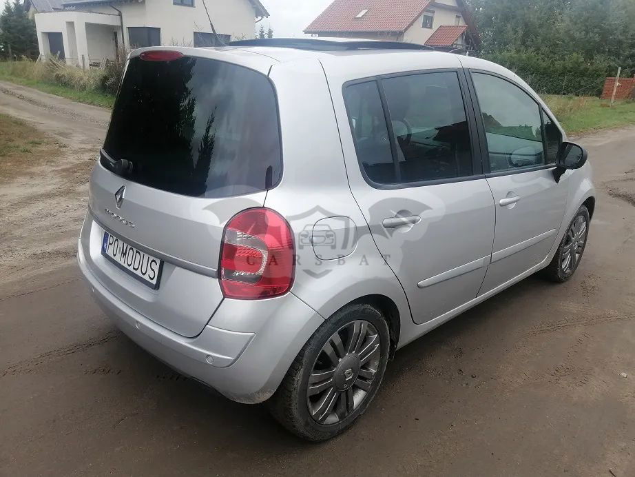 Renault Modus 1.2 16V TCE Night and Day 2011