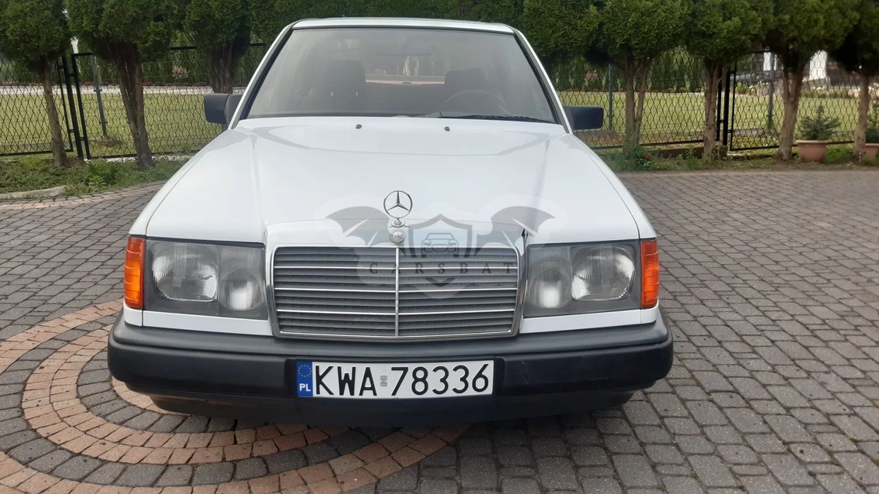Mercedes-Benz E 1987