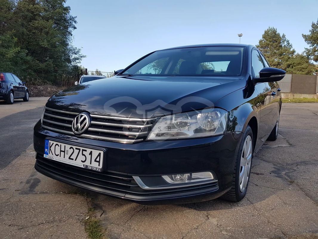 Volkswagen Passat B7 1.6 TDI BlueMotion Technology Business Edition 2011