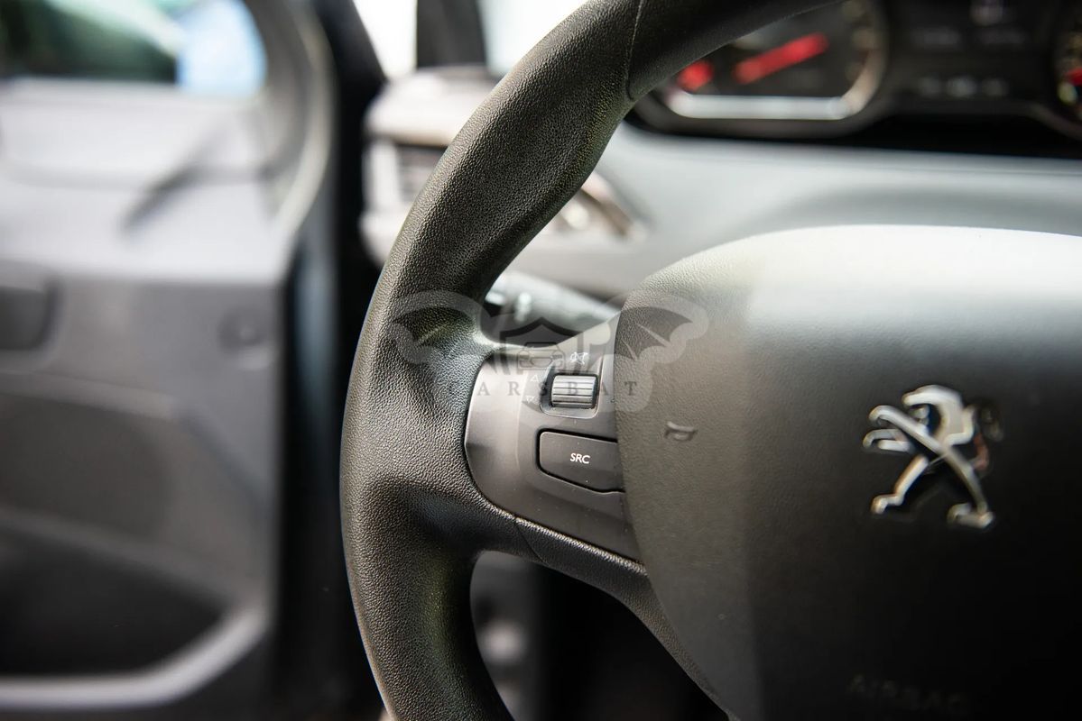 Peugeot 208 I PureTech 68 Active 2015