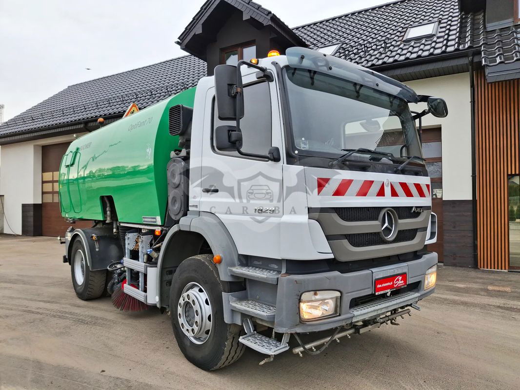 Mercedes-Benz Axor 2010