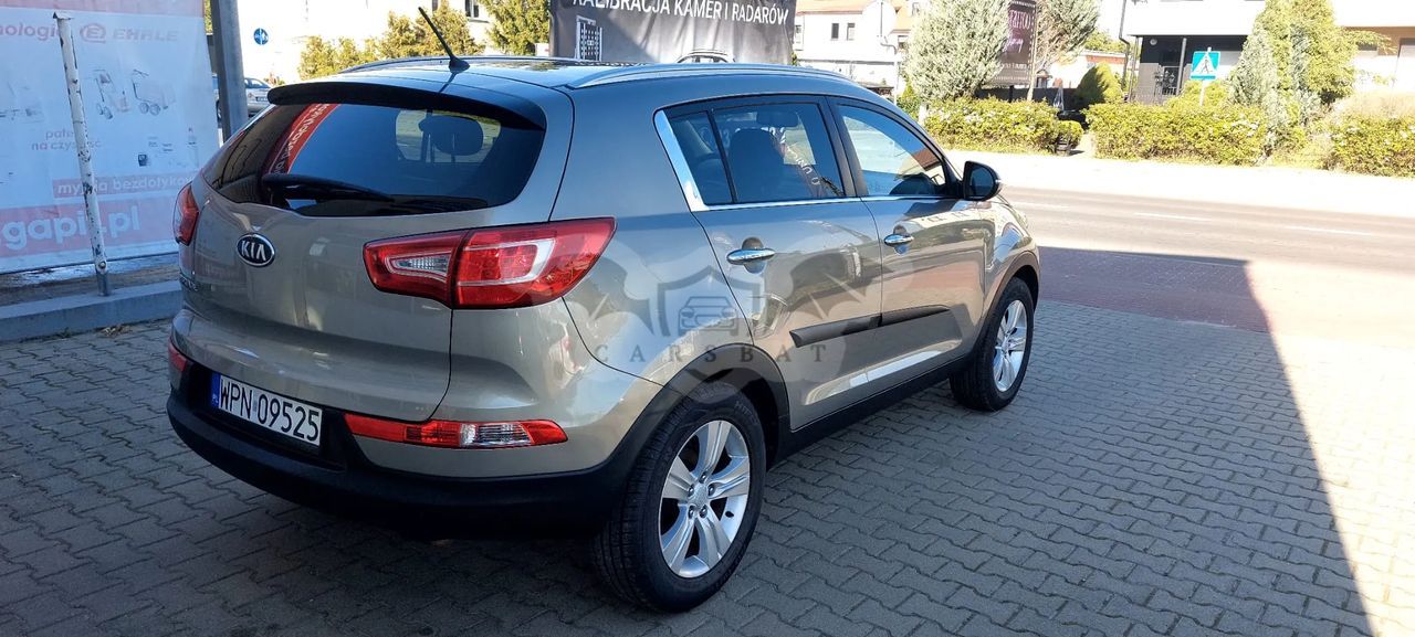 Kia Sportage III 2.0 M 2WD 2010