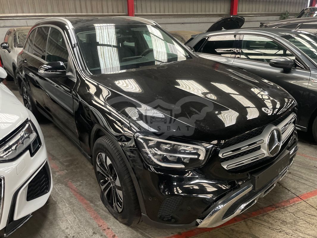Mercedes-Benz GLC 200 d 4-Matic Business Edition 2021