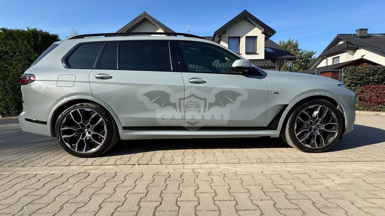 BMW X7 G07 2024