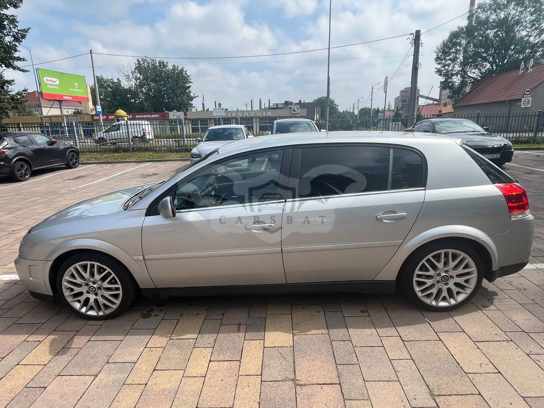 Opel Signum 2.0 T 2004