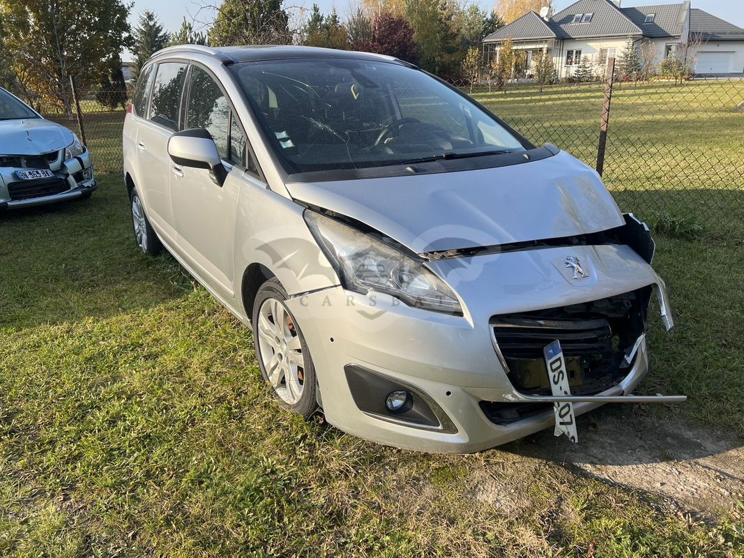 Peugeot 5008 I 2015