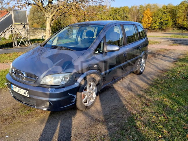 Opel Zafira A 2.2 DTI 2004