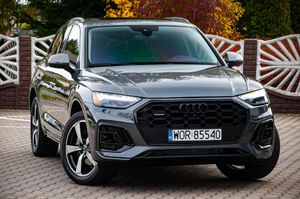 Audi Q5 FY 45 TFSI quattro S tronic S line business 2023