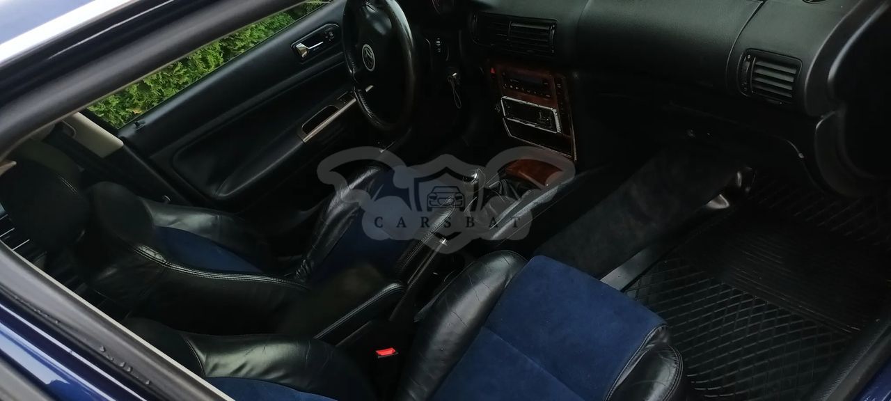 Volkswagen Passat B5 FL 2.3 V5 Highline 2001