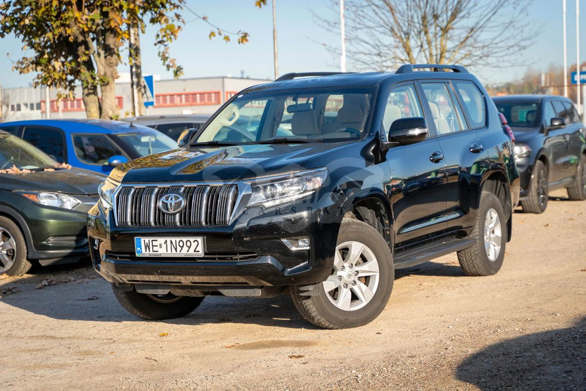 Toyota Land Cruiser VII LC 2.8 D-4D Entry 2020