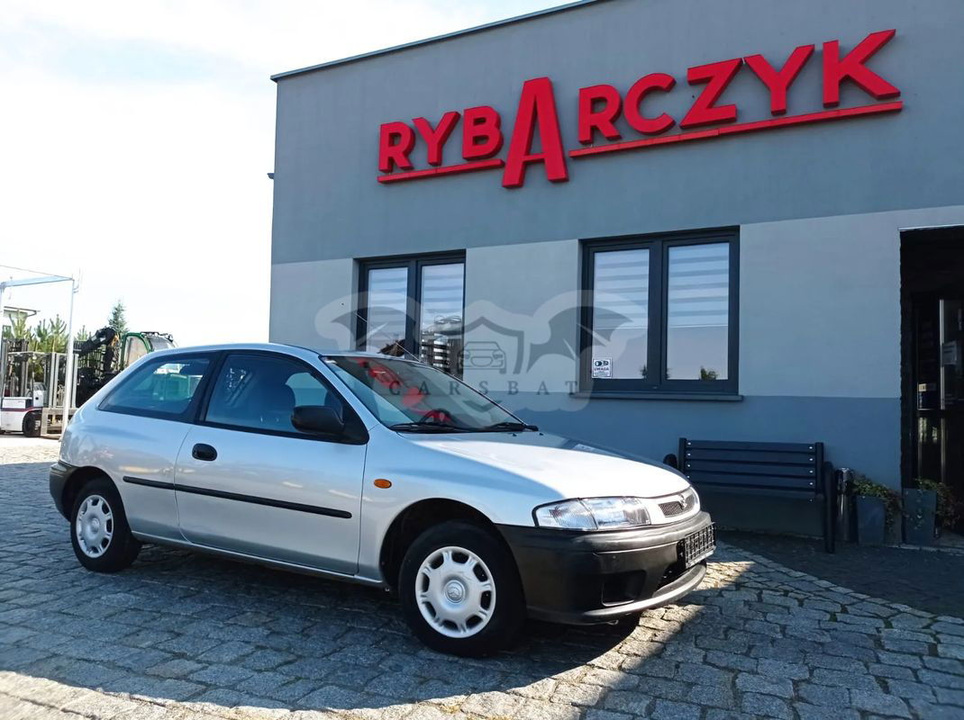 Mazda 323 V 1998