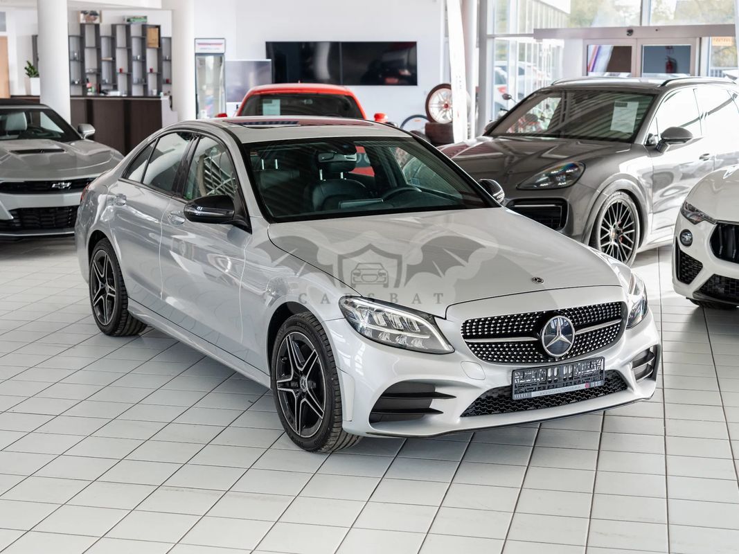 Mercedes-Benz C W205 300 4MATIC 9G-TRONIC 2020