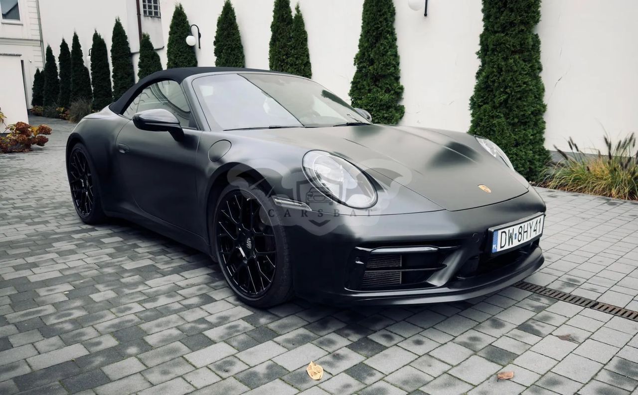 Porsche 911 992 Carrera 4 Cabrio 2020