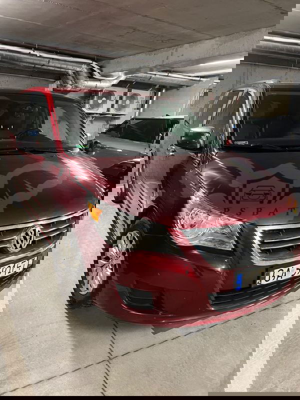 Volkswagen Routan 2013