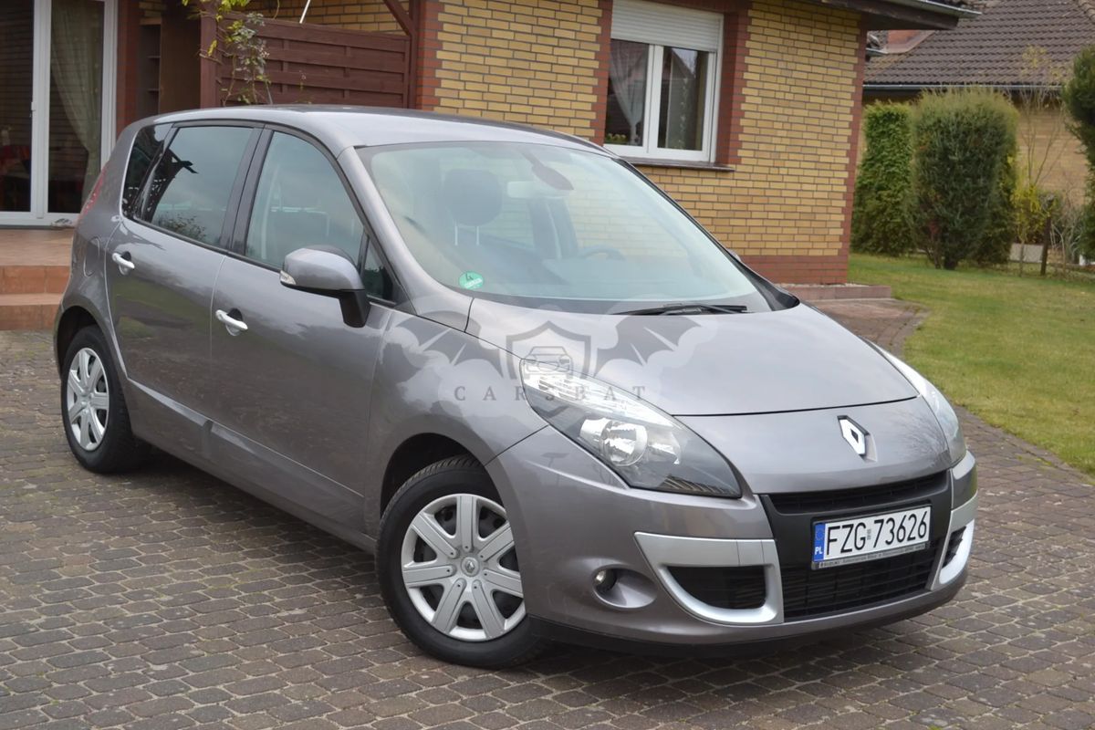 Renault Scenic III TCe 130 Luxe 2010
