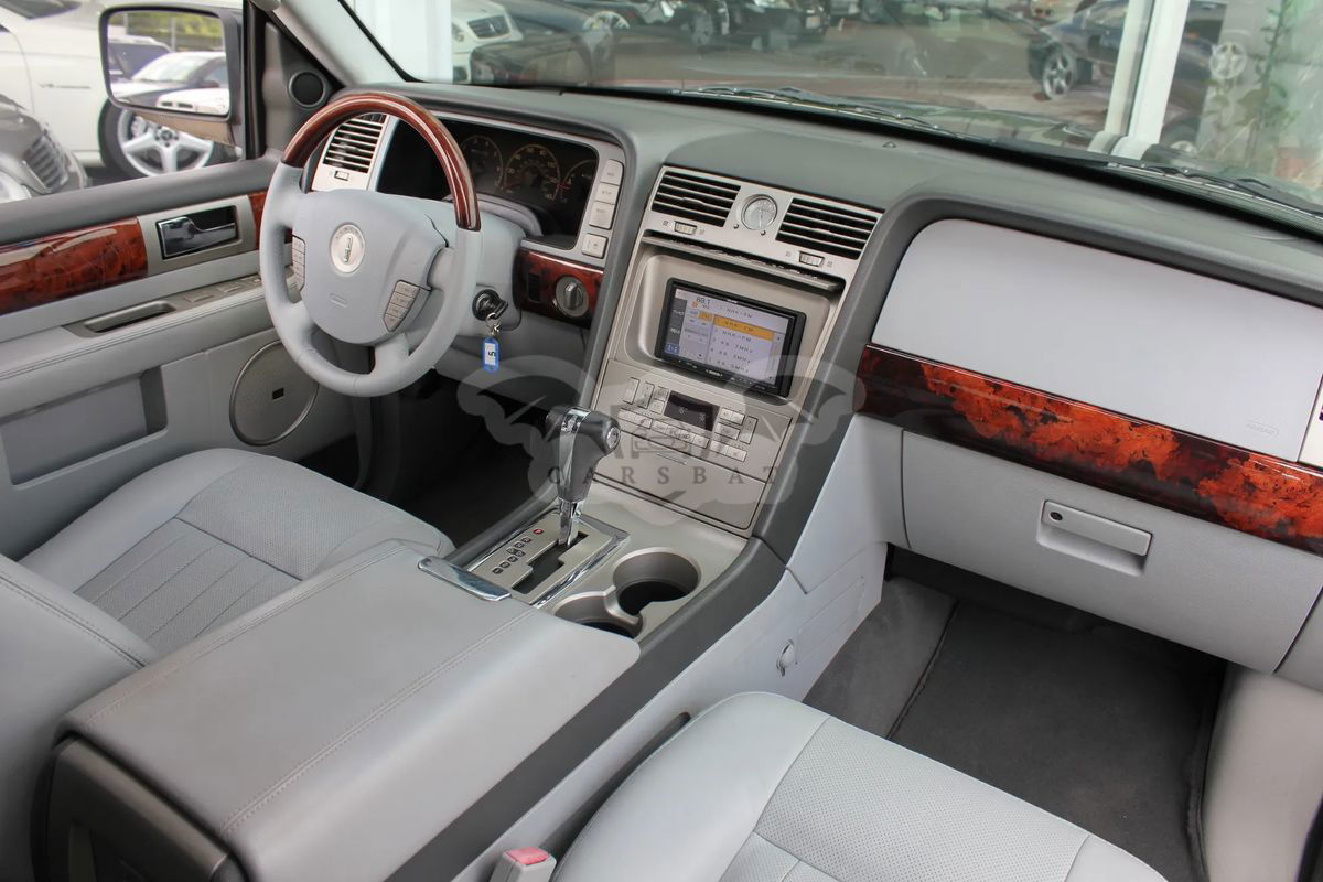 Lincoln Navigator 5.4 4WD Luxury 2005