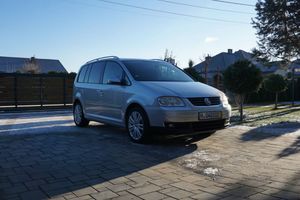 Volkswagen Touran I 2.0 TDI Highline 2006