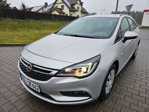 Opel Astra K 1.4 Turbo Business 2017