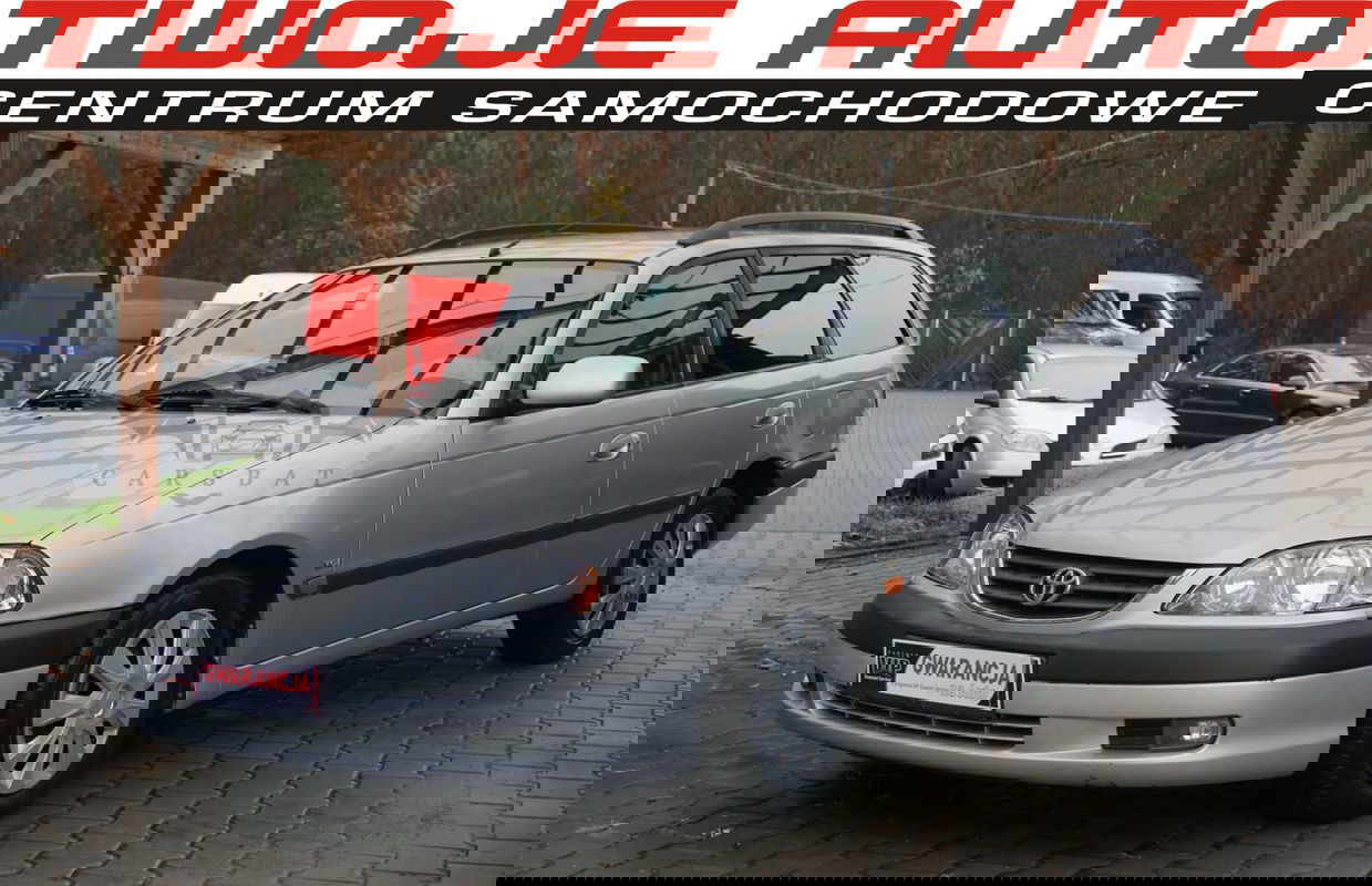 Toyota Avensis I 2001