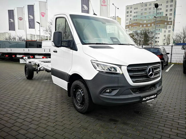 Mercedes-Benz Sprinter 2024